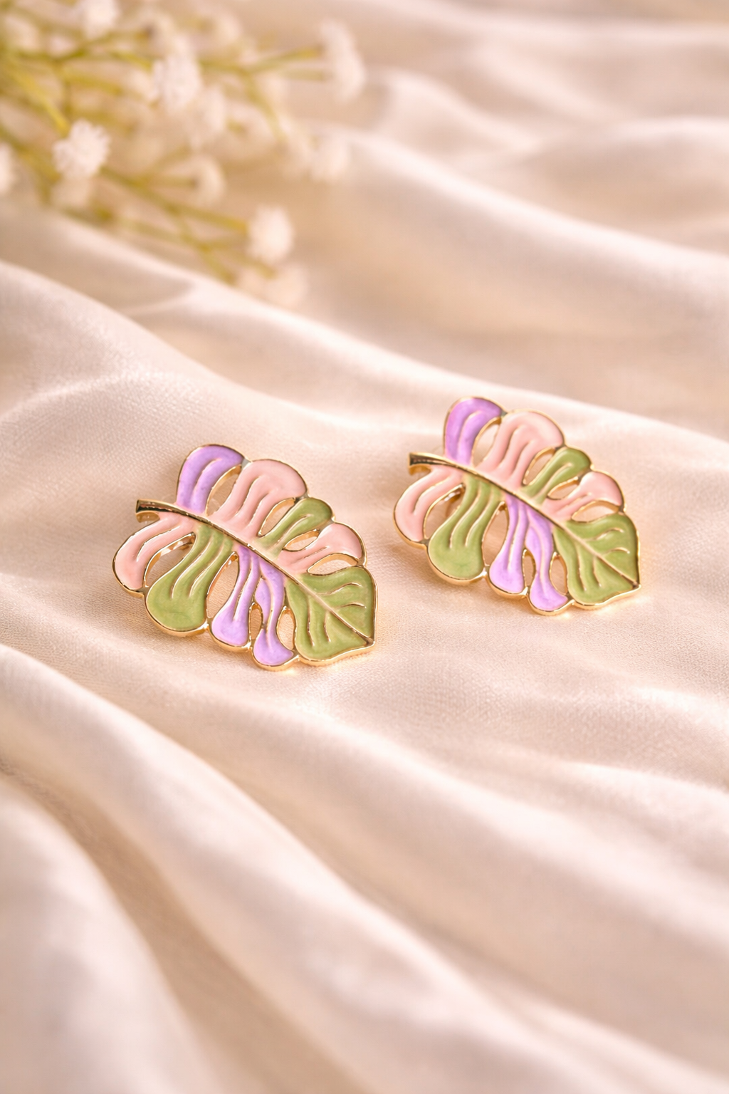 Breeze Leaf Earings- Green