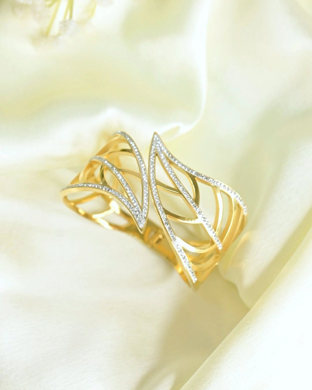 Broad Leaf Bracelet