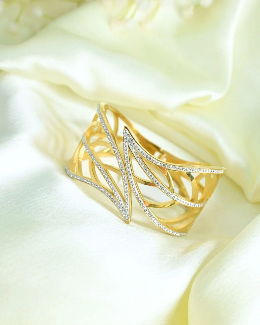 Broad Leaf Bracelet