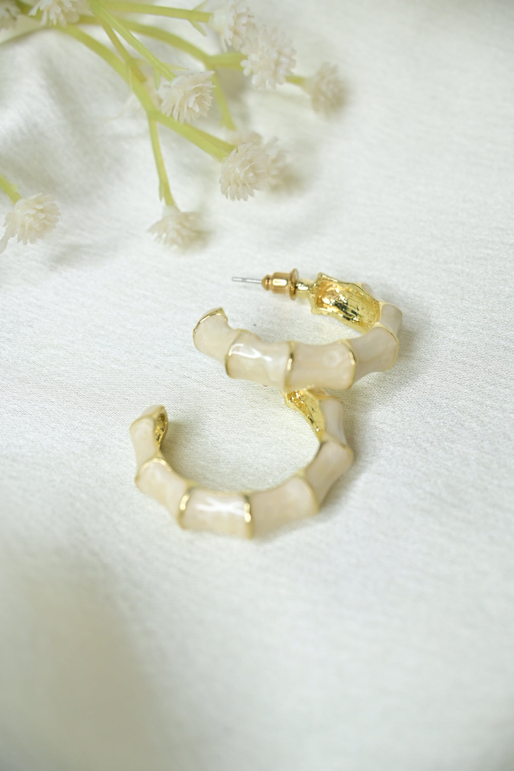 Magical Hoops -White