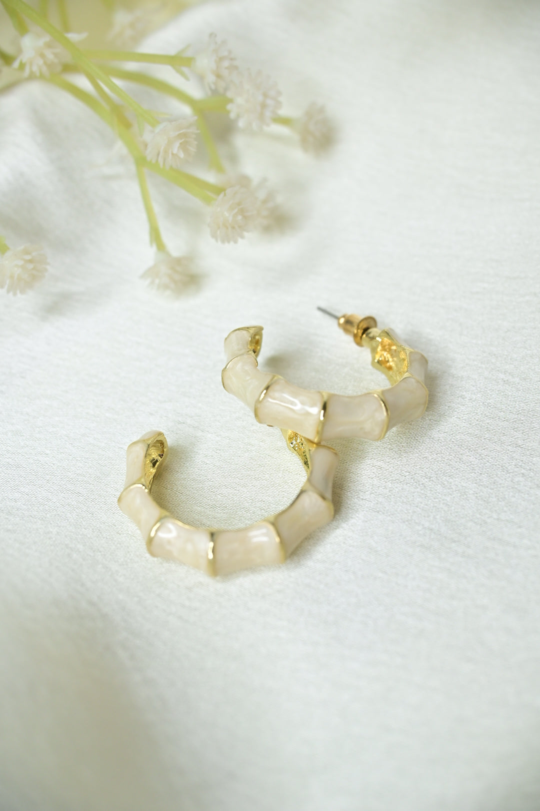 Magical Hoops -White