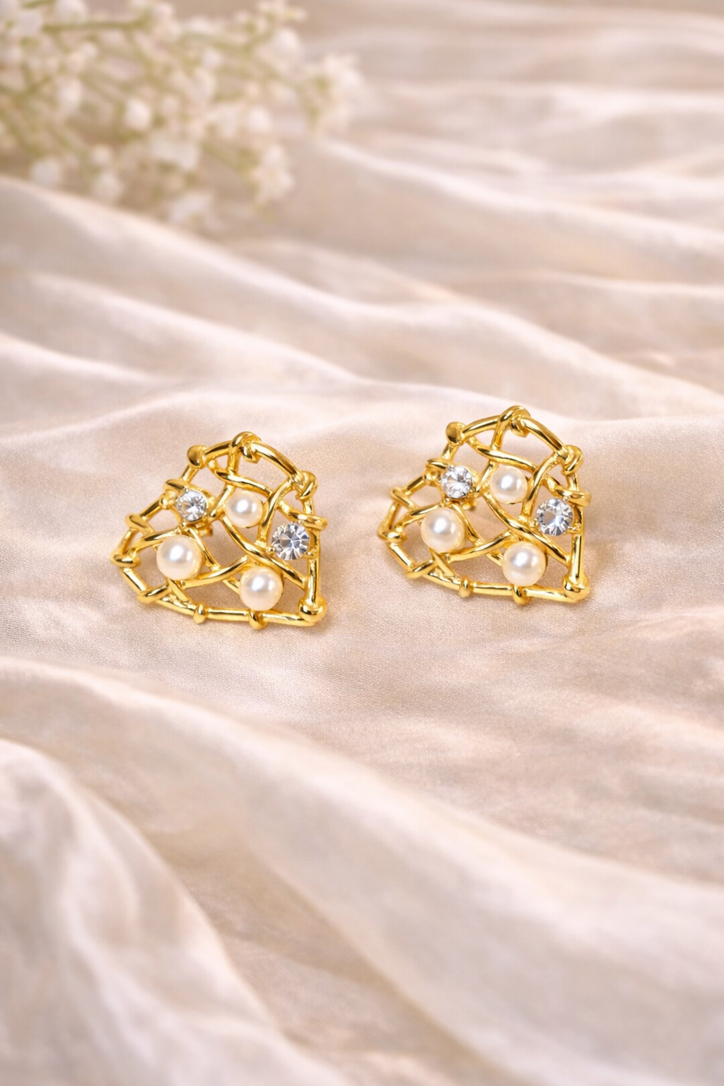 Dazzling Heart Earings