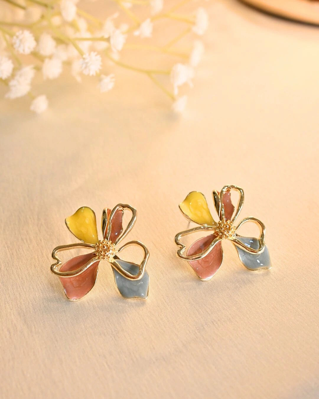 Flora Flicks Earings- Yellow Brown