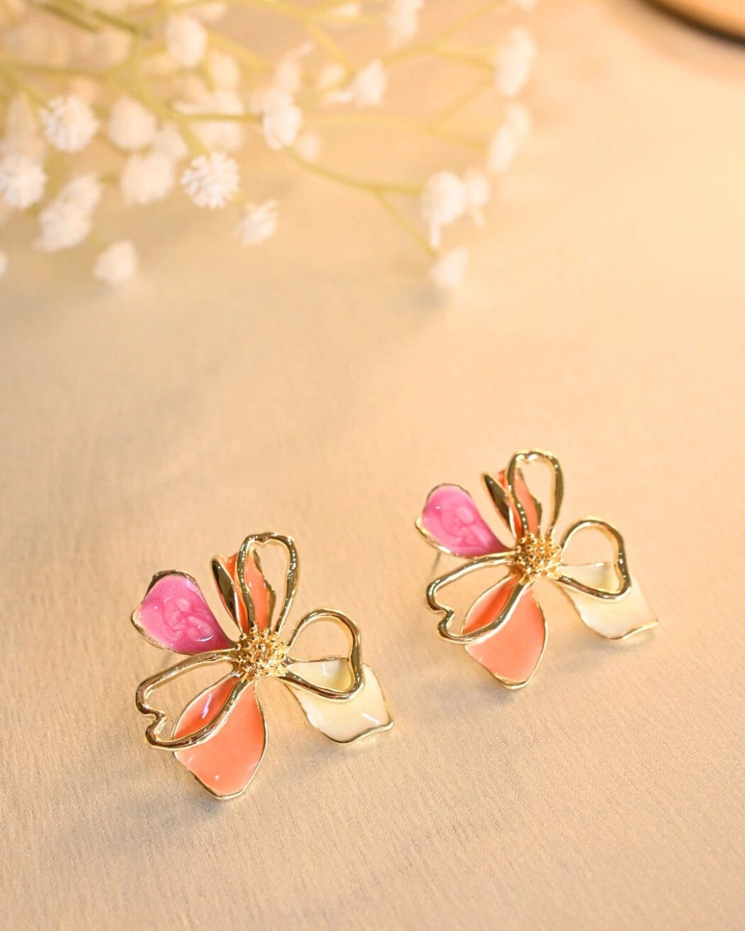 Flora Flicks Earings- Orange White