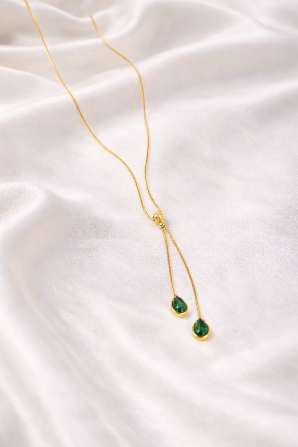 Green Crystal Tie Necklace