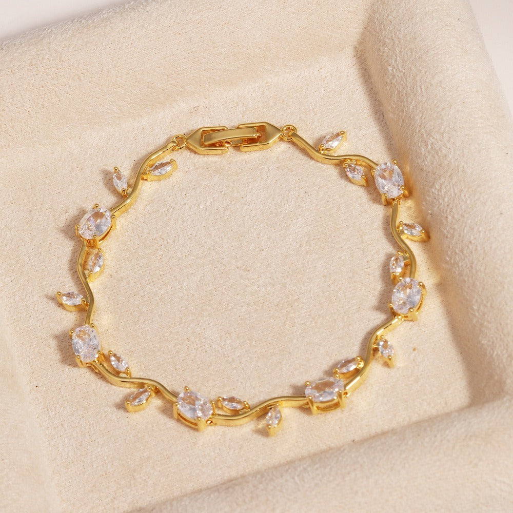 Cinderella Tulip Bracelet